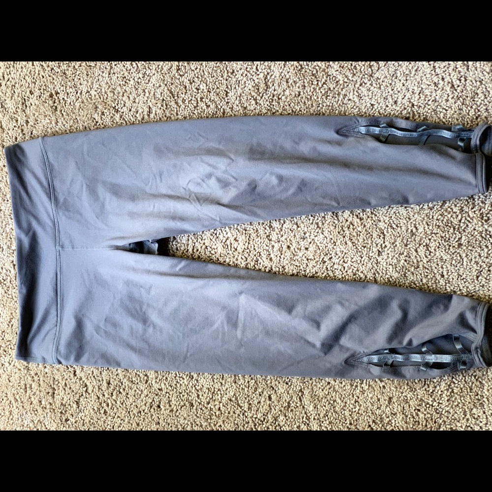 Grey leggings